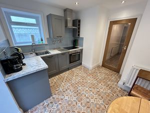 Photo 25- click for photo gallery